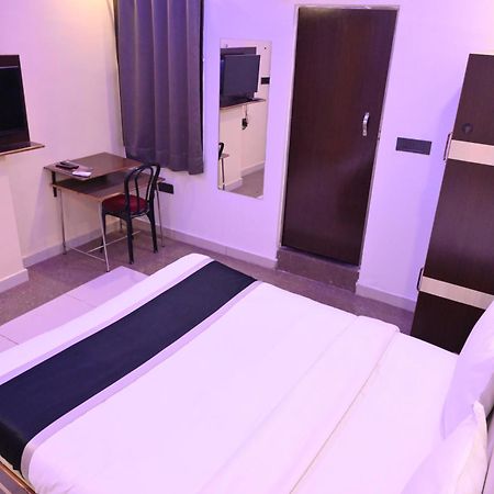 Hotel Riddhi Regency Лакхнау Экстерьер фото