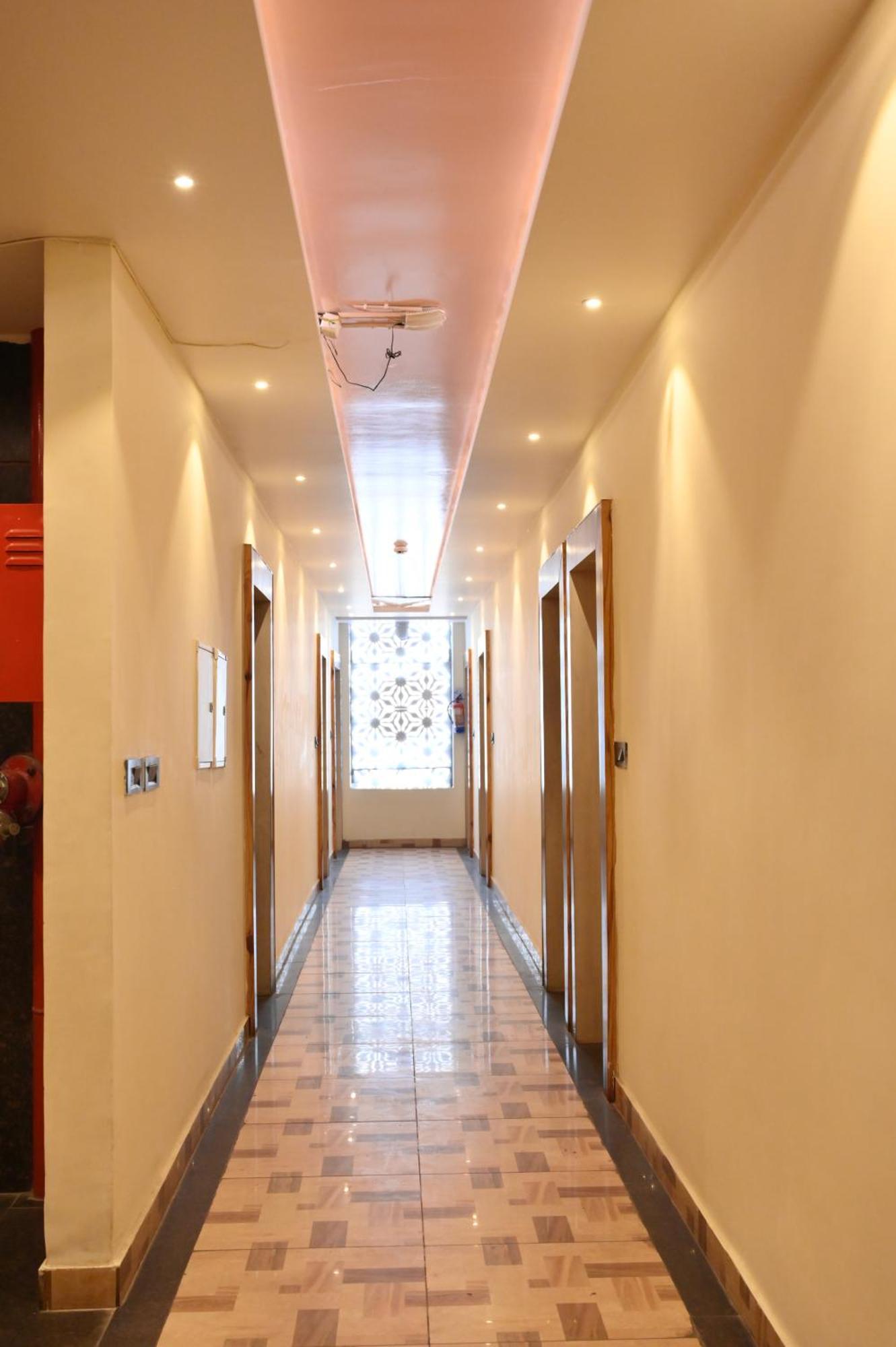 Hotel Riddhi Regency Лакхнау Экстерьер фото