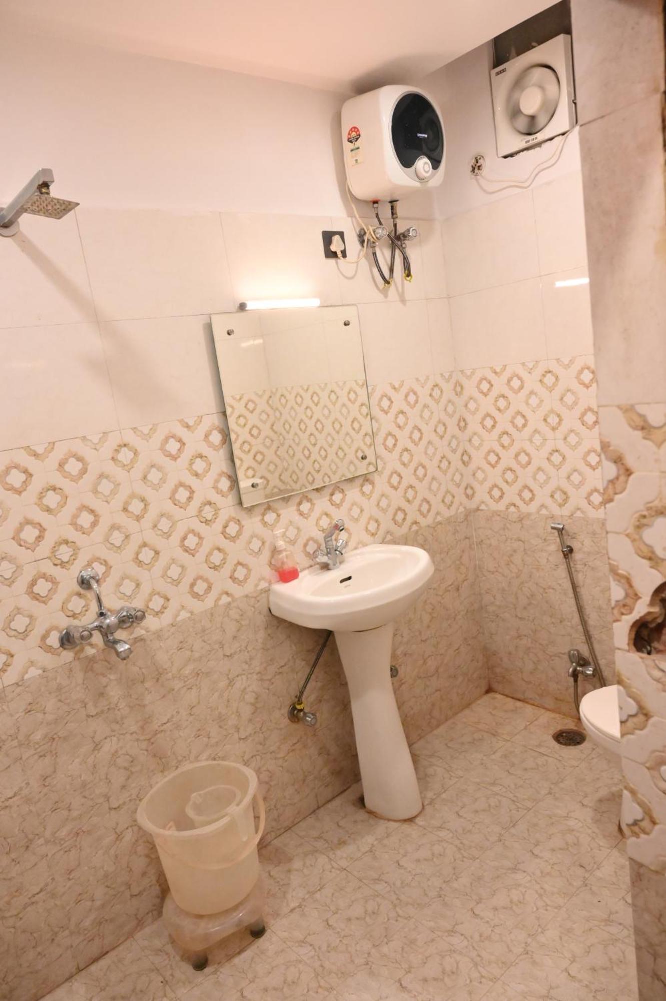 Hotel Riddhi Regency Лакхнау Экстерьер фото